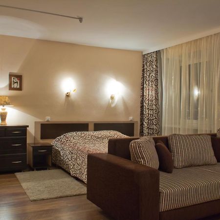 Tourist Hotel Mogilev Esterno foto