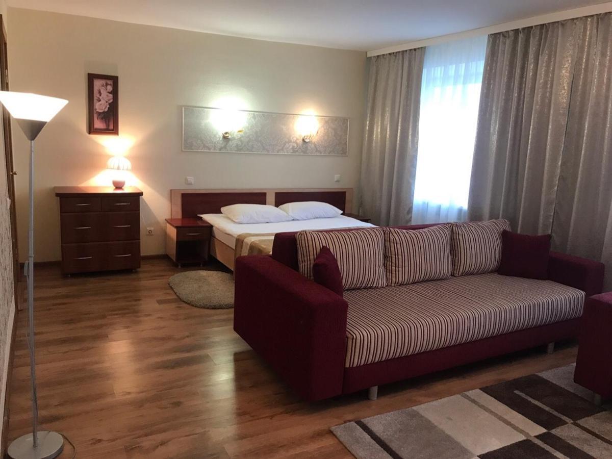 Tourist Hotel Mogilev Esterno foto
