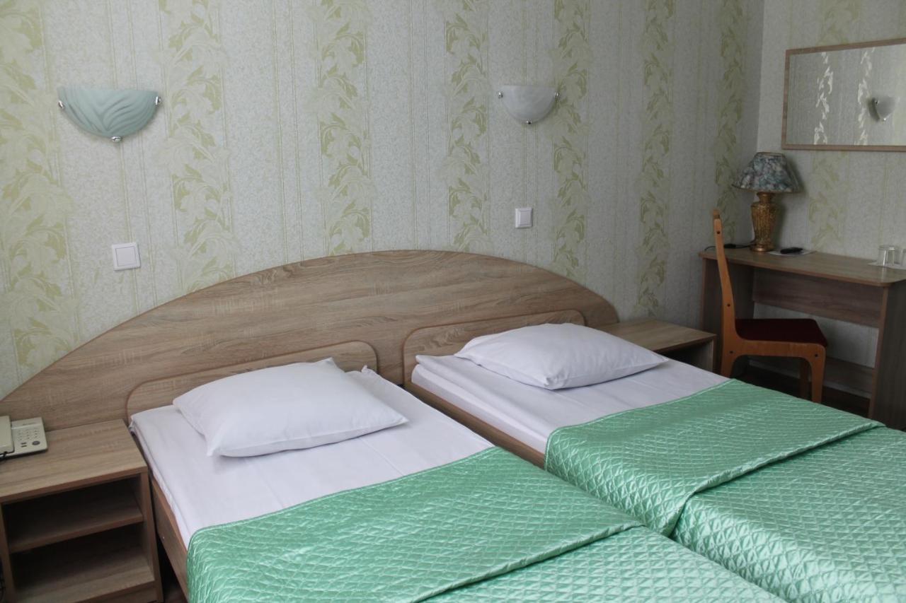 Tourist Hotel Mogilev Esterno foto