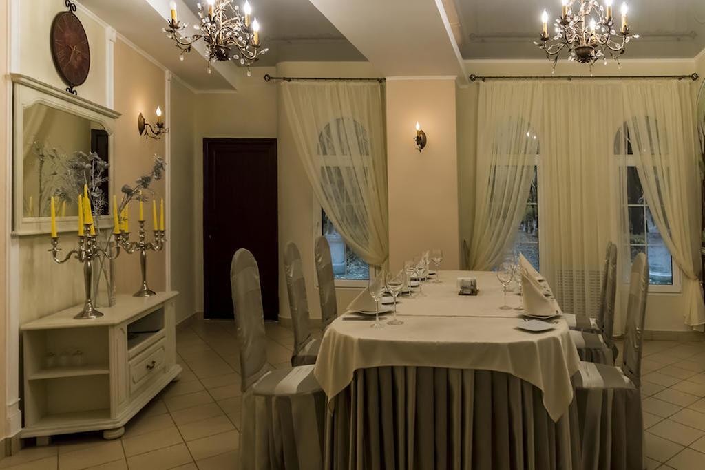 Tourist Hotel Mogilev Esterno foto