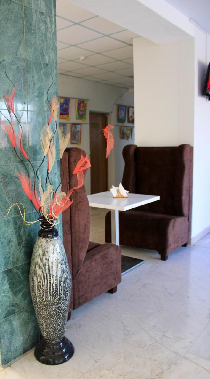 Tourist Hotel Mogilev Esterno foto