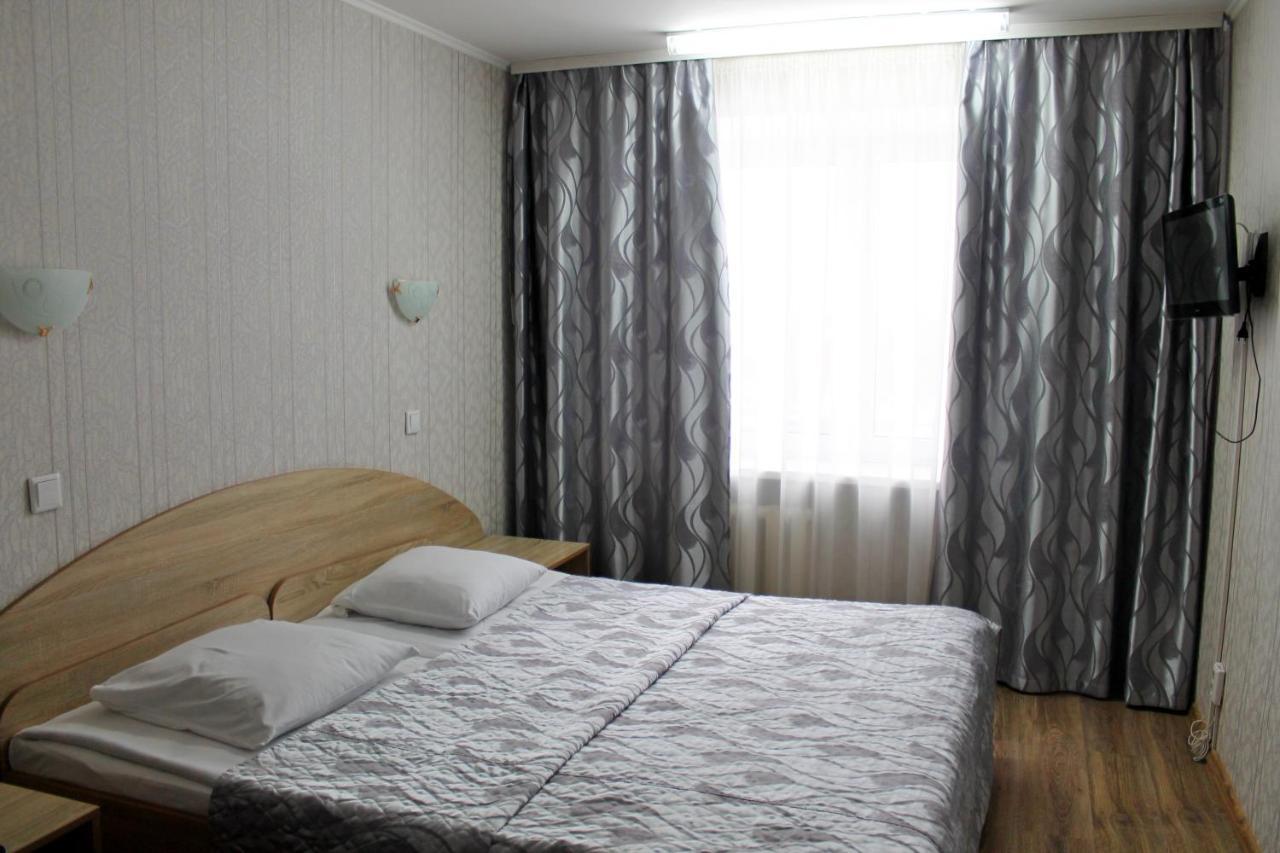 Tourist Hotel Mogilev Esterno foto
